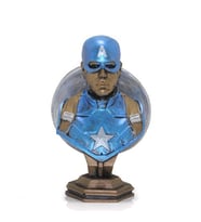 Periboia Captain America Büst (Karışık)
