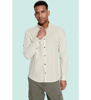 Erkek Keten Görünümlü Düğmeli Yaka Apolet Detaylı Slim Fit Uzun Kollu Yazlık Pamuklu Gömlek