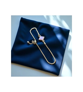 ✨ Mor Işıltı Dörtgen Taşlı Bileklik – Şıklığın Modern Dokunuşu ✨