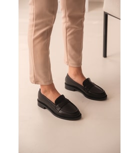 Runa Siyah Deri İnce Taban (3cm) Loafer Kadın Ayakkabı (Siyah Cilt)