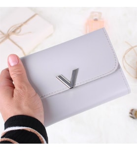 Bagacar VR735 Soft Gri Kare Tokalı Cüzdan Suni Deri Bayan Cüzdanı