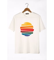 Erkek Ekru Güneş Baskılı Bisiklet Yaka Oversize T-Shirt 22Y-3400762-1
