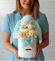 Solemia Premium Hediye Kutusunda 45 cm Mavi Bunny Tavşan ve 5 Adet Pembe Peluş Ayıcık Buketi