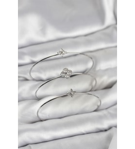 Zirkon Taşlı Gümüş Renk Yonca Tasarım 3'lü Kadın Bileklik Kombini 5886 - 1OL5948-4121