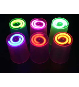 Karanlıkta Yanan Mega Glow Bardaklar 8 Adet