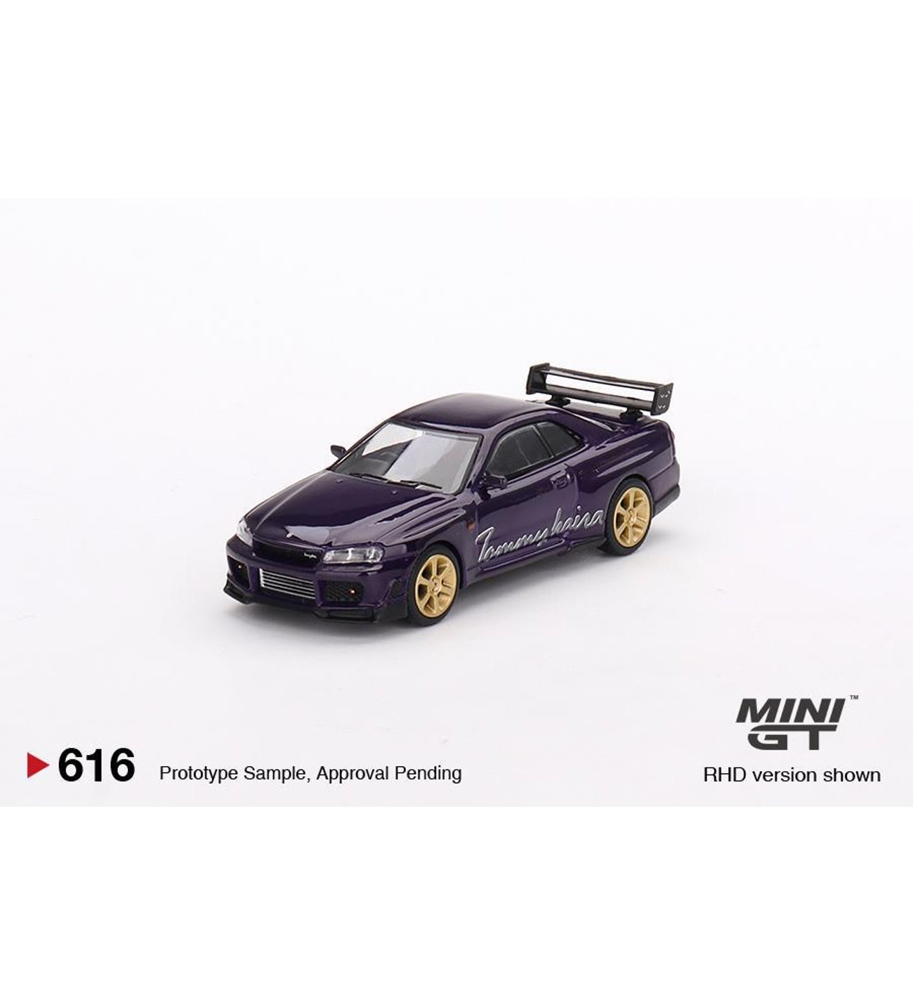 mini-gt-nissan-skyline-gt-r-