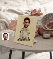 BK Gift Kişiye Özel İsimli Erkek Göz Doktoru Karikatürlü Dekoratif Ahşap Çerçeve Model 1