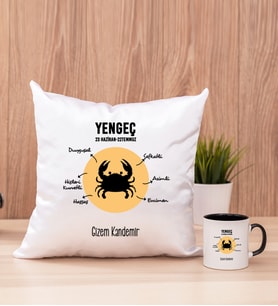 Kişiye Özel Yengeç Burcuna Hediye Kare Yastık ve Siyah Kupa