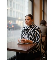 Zebra Desenli Trikoşal Marka-Yumuşak Dokulu,Rahat,Hafif ve Şık-Taşınabilir Kılıf Çantalı-170x70 cm