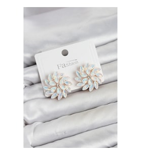 Mey İthalat® Beyaz Renk Kristal Taşlı Çiçek Model Kadın Küpe