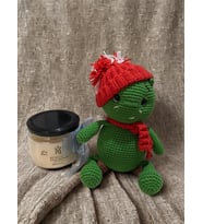 RÜWÜZEL  Amigurumi Dinozor & Vanilya Kokulu Mum Hediye Seti