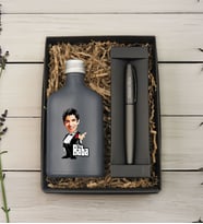 BK Gift Kişiye Özel The Baba Karikatürlü Antrasit Tasarım Cam Şişede Kolonya 200 ml ve Metal Roller Kalem ve Hediye Kutusu-3, Babaya Hediye, Babalar Günü Hediyeleri, Hediyelik Baskılı Kolonya