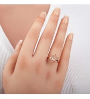 Gümüş Rose Beyaz Taşlı Lotus Çiçeği Kadın Yüzük