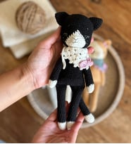 Siyah Kedi Amigurumi Figürü - Uyku Arkadaşı