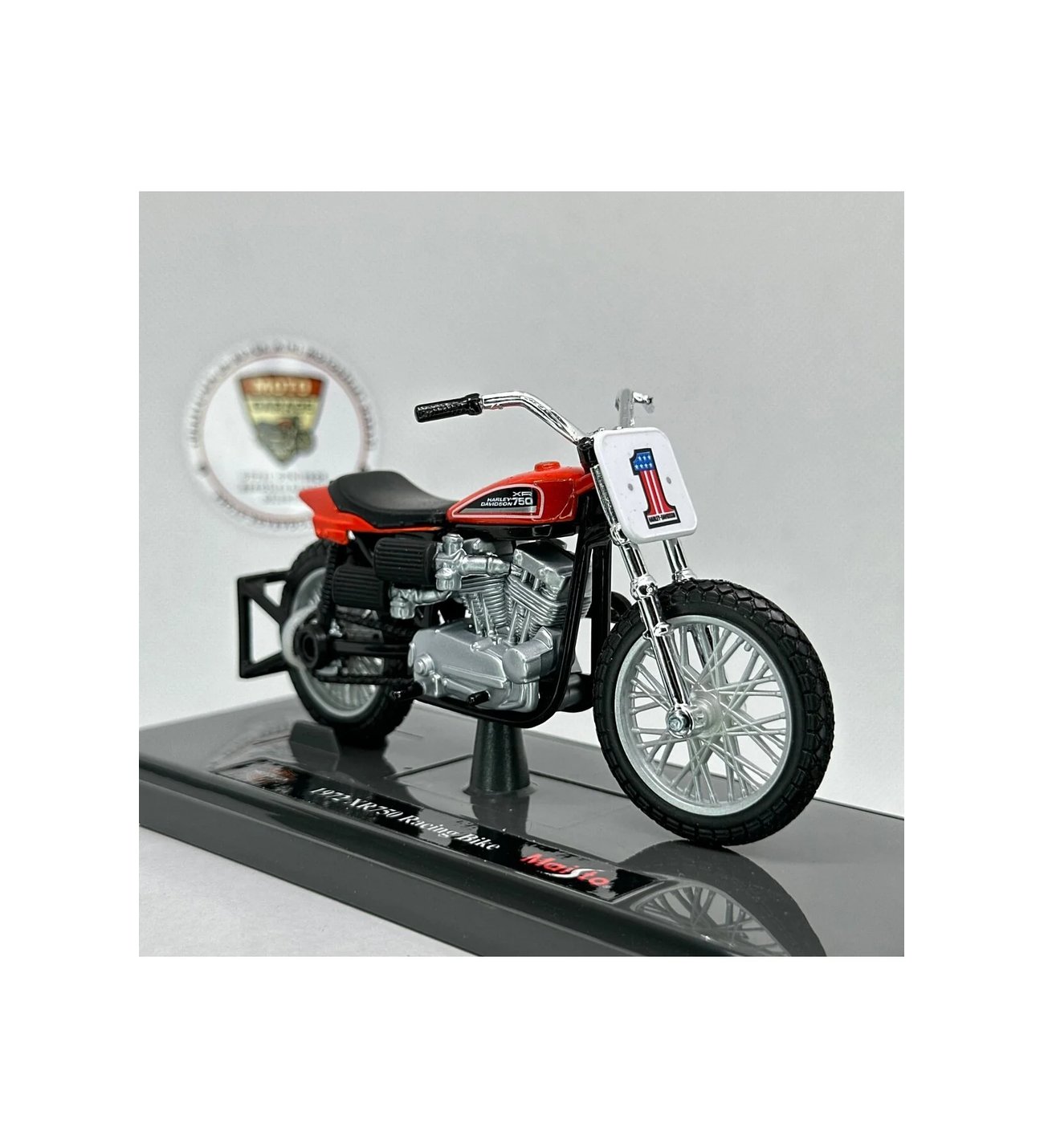 Harley Davidson XR 750 1:18 Diecast Model Motosiklet