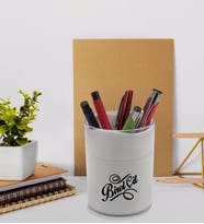 BK Gift Kişiye Özel İsimli Beyaz Akrilik Kalemlik - Model 5