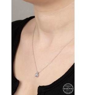 SWAROVSKİ TAŞLI  ZİRCONİA PIRLANTA MONTÜR TEK TAŞ 925 AYAR GÜMÜŞ KÜPE