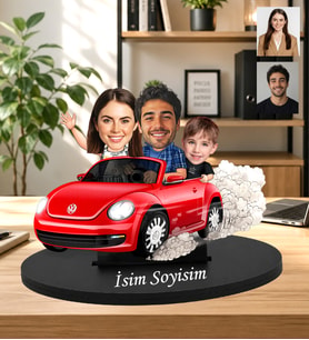 Kişiye Özel Aile Arabalı Biblo – Fotoğraflı Karikatür Aile Figürü – İsim Yazılı Eğlenceli Hediye Çekirdek Aile Karikatür Biblo Anne Baba ve Çocuk Karikatür Biblo