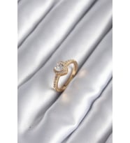 Pirinç Renk Zirkon Taşlı Kalp Charm Model Kadın Yüzük 5886 - HPSBYI3852-2063