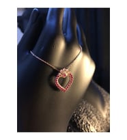 Fuşya Taşlı Taç Model Kalp Rose 925 Ayar Gümüş Sevgiliye - Eşe - Anneye - Arkadaşa Hediye Kolye