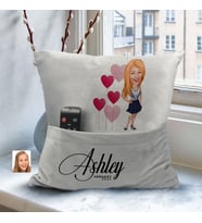 BK Gift Kişiye Özel Anne Karikatür Tasarımlı Organizer Kumanda ve Atıştırmalık Cepli Gri Kırlent Yastık-1 Arkadaşa Hediye, Cepli Yastık