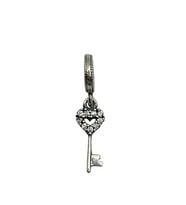 925 Ayar Gümüş Kilit Model Charm