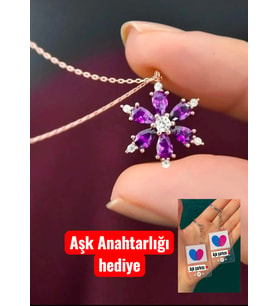 Kamelya Kolye Ve Aşk Anahtarlığı Hediyesi ile Birlikte
