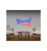 Yummy! Yazılı ve Şekilli Neon Tabela