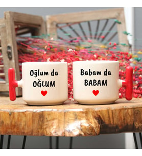 Babaya Hediye Babam da Babam Ve Oğlum da Oğlum Tasarımlı ve İsme Özel 2'li T Kulplu Kupa Bardak