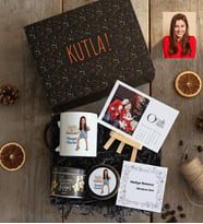 Kişiye Özel Karikatürlü Cute But Sagittarius Yay Burcu Hediye Kutusu - Kişiye Özel Kupa Standart, Çay, Takvim, Mum Doğum Günü Hediyesi