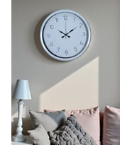Sade Tasarım Beyaz 40 Cm Metal Standart Duvar Saati