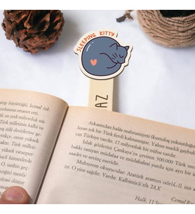 Kişiye Özel Uyuyan Kedi İsme Özel Ahşap Kitap Okuma Ayracı