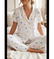 Night Renkli Kalp Desenli Düğmeli Kısa Kollu Pijama Takımı 4591