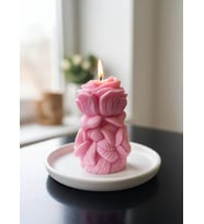 GÜL TASARIMLI HEDİYELİK DEKORATİF PORTAKAL ÇİÇEĞİ KOKULU PARAFİN WAX MUM (PEMBE RENKLİ)