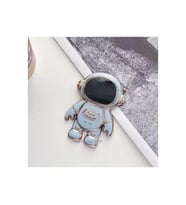 Astronot Telefon Tutucu Eğlenceli Tasarım Dikey & Yatay Kullanım Maske Şarj Standı Kompakt ve Pratik