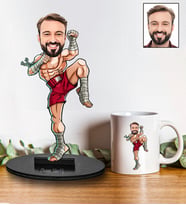 Kişiye Özel Kick Box Tasarımlı Karikatür Biblo Ve Kupa Hediye Seti 112