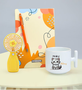 Kişiye Özel Touch Pen & Haftalık Planner & Mini Çiçekli El ve Masa Fanı & Turuncu Tasarım Defter & T Kupa Hediye Seti