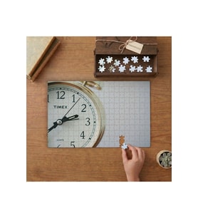 Nostaljik Masa Saat Tasarımı 240 parça Ahşap Puzzle Ahşap Kutuda MP01861