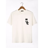 Erkek Ekru Astronot Baskılı Bisiklet Yaka Oversize Rahat Kalıp Basic T-Shirt 22Y-3400761-3