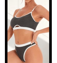 Fantezia Night Kadın Gri Antrasit Kaşkorse ve Beyaz Lastikli Cut-Out Tanga Külotlu Takım