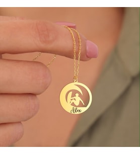 Kişiye Özel 925 Ayar Gümüş Zarif Sörfçü Adam Figürlü İsim Kolye (Gold)