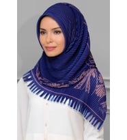 Lacivert-Pudra Pratik Hazır Geçmeli Tesettür Eşarp Kesik Elyaf Piliseli Çiçek Desenli 1818D3_206