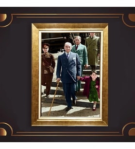 Özel Seri Paspartulu Çerçeveli Atatürk Tablo l463 (Gold)