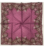 Çiçekli Desen Elegante Seri Eşap Eşarp Askısı İle Birlikte 100x100 cm Gül Kurusu