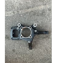 MG HS 1.5 Ön Sol Taşıyıcı Aks 2022-2024 10094081