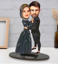 Sevgililer Gününe Özel Tesettürlü Çift Tasarımlı Kişiye Özel Karikatür Biblo
