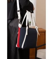 Bej Orijinal 3 Bolmeli Genis Askili Kadin Omuz Cantasi Buyuk Boy 43*30 cm 6037