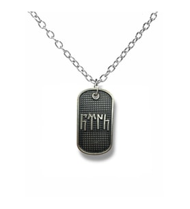 Göktürkçe "Türk" Yazılı Künye Kolye – Gümüş Renk Unisex Metal Plaka Takı