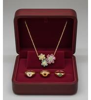 SW Kolye ve 3'lü Çiçek Yüzük Seti Özel Gün Sevgililer Öğretmenler Doğum Günü (Hediyelidir.) (Gold)