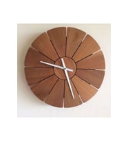 Üm-ra Lazer Yonca Yaprak Desenli Dekoratif Ahşap Duvar Saati 40*40